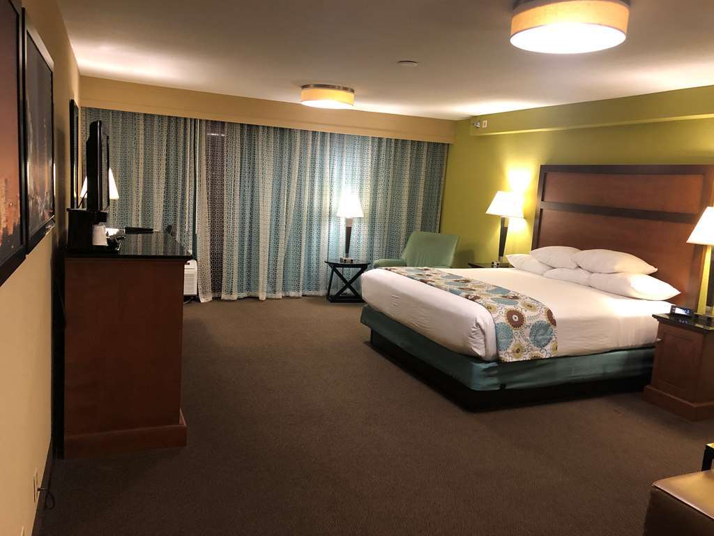 Best Western Plus Houston Energy Corridor Room photo